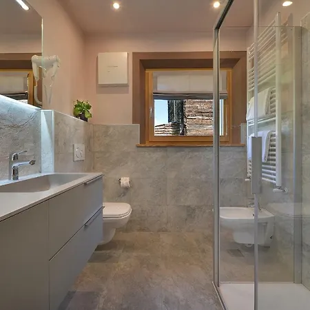 Goloseria Apartment *