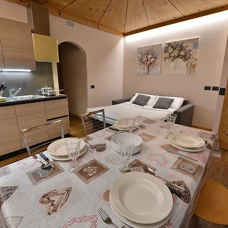 Apartment Goloseria *